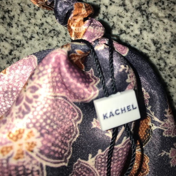 KACHEL FLORAL TWIST HEADBAND - Picture 5 of 5